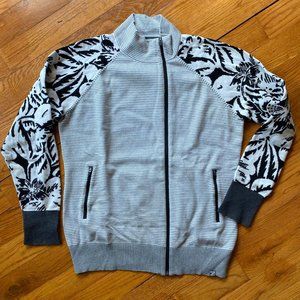TITLE NINE Mixed Pattern Zip Front Sweater size XL